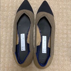 Knock off Rothy navy blue tipped pointed flats